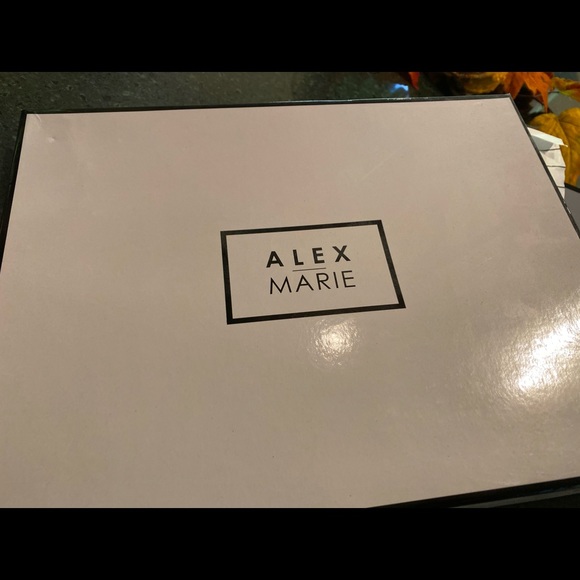 Alex Marie shoes - Picture 2 of 2